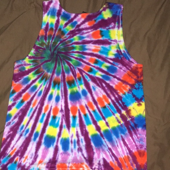 Mushroom large tie dye tank top - Picture 3 of 3